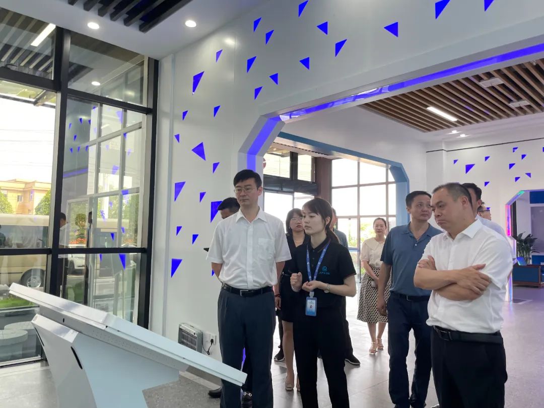 1654754327790777.jpg 060901.jpg